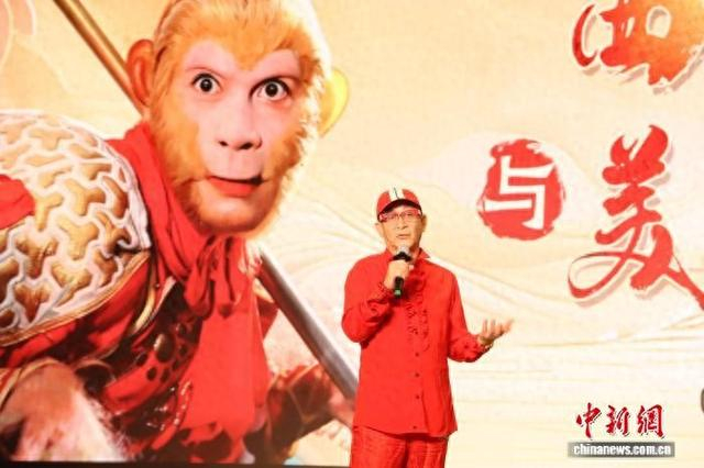 图为六小龄童畅谈《西游记》文学内涵与美猴王精神。 熊锦阳 摄