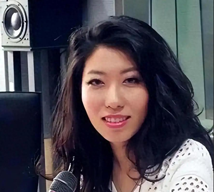 百万粉作家替曲婉婷喊冤:国人还在搞连坐,何日才能进步?
