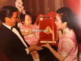 为何网友感慨这段干亲关系是港圈珍贵人情样本？