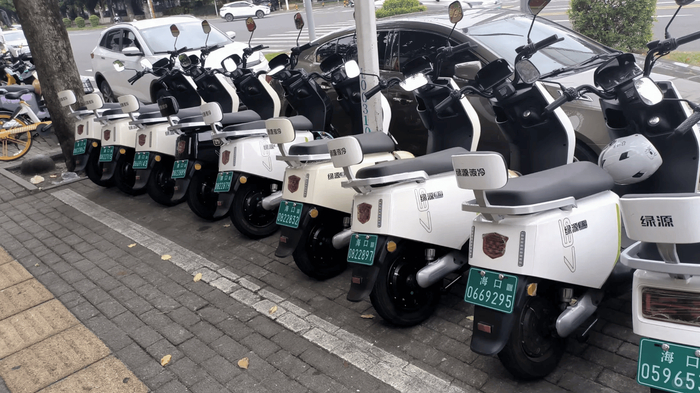 电动车充电错误放大看