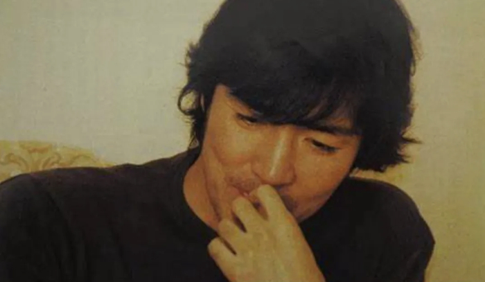 东野圭吾。