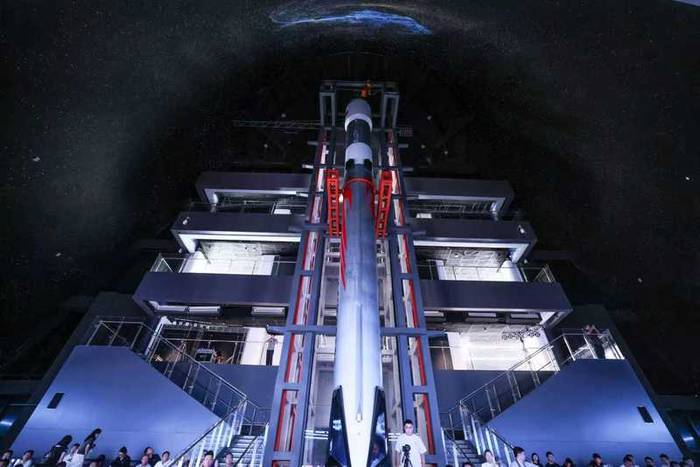 7月29日，“聚力星途·共拓空天”商业航天开放日活动在北京火箭大街星际探索研学互动空间举办。新京报记者 李木易 摄