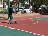 一个回旋球，一个蹭网球，居然最后都进了，绝！