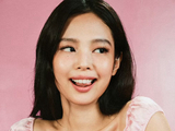 Jennie在采访中透露的第二张个人专辑何时发布？