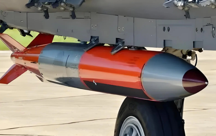B61系列核炸弹是美军现役的主力战术核武器。
