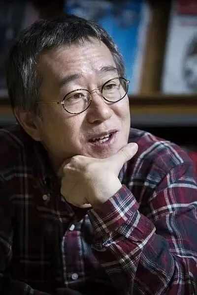 导演 安畔锡