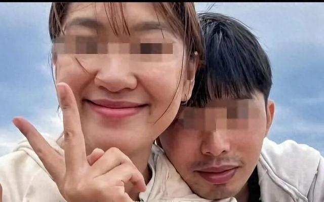 张浪和女友（视频截图）