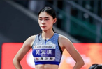 吴艳妮全锦赛夺冠与吴安琪获亚军亲密比心