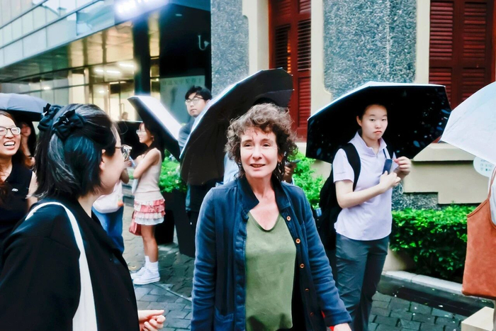 温特森在上海（图片来源：新经典文化）