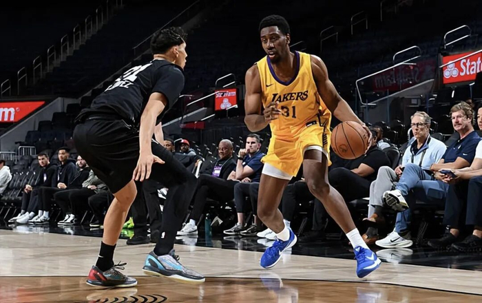 紫金新世相⑲丨AK·奥克雷克|锋线|湖人|洛杉矶湖人队|卢卡-东契奇|nba_新浪体育_新浪新闻