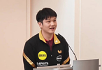 樊振东亮相杜塞尔多夫现场视频