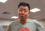 男篮更衣室现有趣一幕！王治郅对着赵继伟询问传球，又慌又震惊！