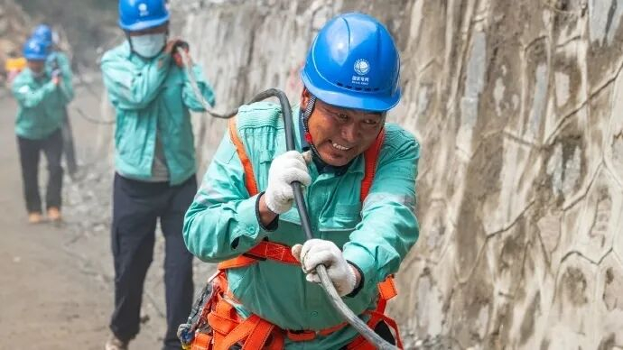 国家电网持续推进电力线路恢复