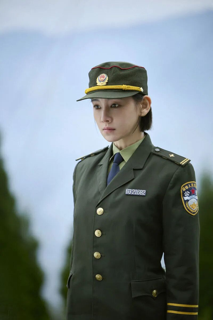 ▲李沐宸表示，28岁的季洁，还不是一个非常成熟的刑警，因此身上会有非常多的棱角。