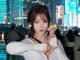 小水肤白貌美街拍美女
