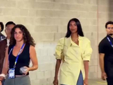 科比大女儿娜塔莉亚亮相美网蓝毯，简约穿搭气质佳