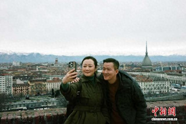 贾樟柯执导的短片《都灵之影》剧照。平遥国际电影展组委会 供图