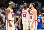 库里是NBA最成功的一人一城，老板应该给足尊重，因为无人能媲美