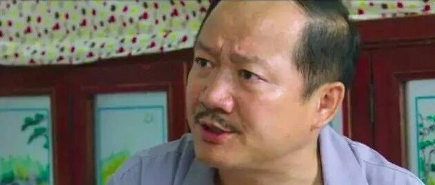 “谢广坤”销售的东北酸菜被检不合格，平台已售超13万袋，商家称系厂家生产问题，承诺立即下架并召回