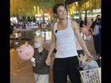 联动全网，吴克群为9岁抗癌男孩拼凑童年