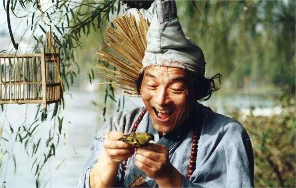 ▲《济公》使游本昌被观众所熟知。