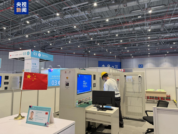 中国选手亮相全部项目比拼硬核技艺！世界技能大赛究竟比什么？