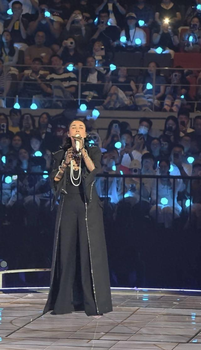 那英演唱会。封面新闻记者雷蕴含 摄
