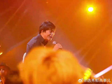 麻园诗人然炸全场，《泸沽湖》引发全场合唱，惊呆了