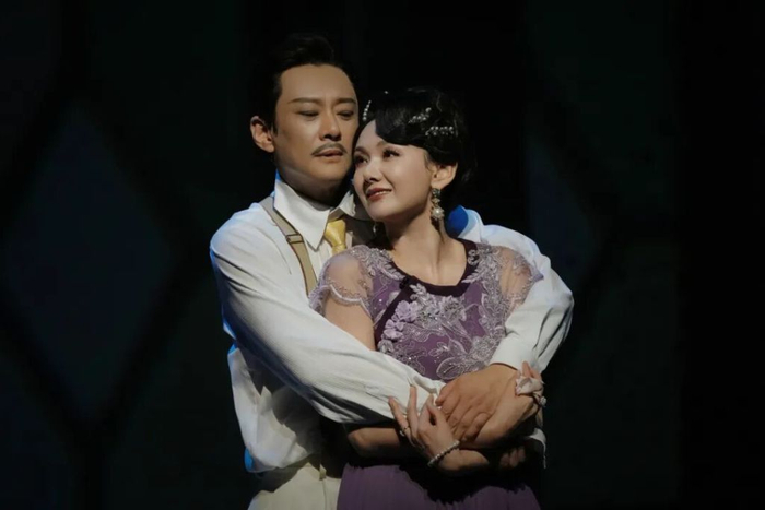 剧照  程莉莎饰演何文艳