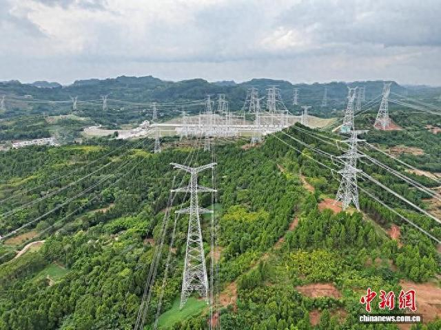 500千伏天林Ⅰ、Ⅱ线改造工程输电线路。徐欣 摄