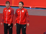女双颁奖！日本组合开心，蒯曼展少女心，王曼昱沉稳展现核心底蕴