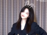 谭松韵西装女团舞 新鲜出炉