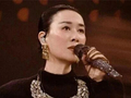 那英演唱会即兴演唱《弯弯的月亮》，官方通报