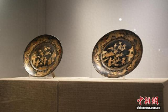 图为展出的漆器。主办方 供图