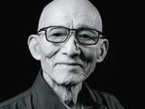 游本昌遗体告别仪式，今天上午在八宝山举行
