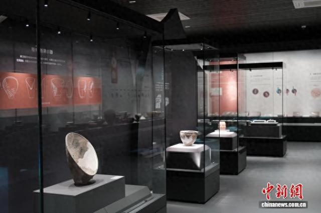 “玉韵红山 礼启文明——红山文化特展”在西安半坡博物馆开展。西安半坡博物馆供图