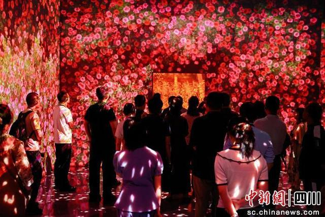 展览现场。成都数字文化创意产业协会供图