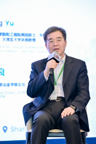 北京科技大学冶金学部主任张建良教授。