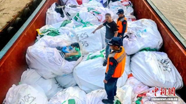 浙江海警查获一艘走私船舶。浙江海警局 供图