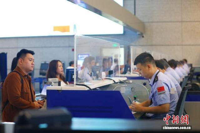 繁忙的宁波机场。宁波机场 供图