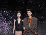 陈都灵 陈哲远亮相微博之夜红毯