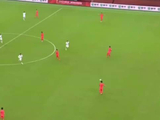 国足半场0比3落后巴勒斯坦，陶强龙失单刀