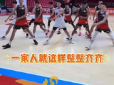 山东男篮拍摄新赛季写真期间，队员们跳的这个舞蹈，节奏感怎么样？