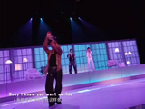 管健嘉晨回应披哥主题曲创作，展现音乐敬畏
