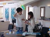 花少团亚马孙订酒店，王可流利英文接力解决