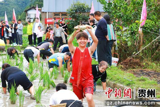剑河县太拥镇昂英村开渔节活动现场。剑河县融媒体中心 供图