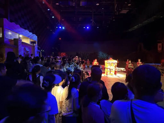 红高粱影视城的沉浸式实景演出