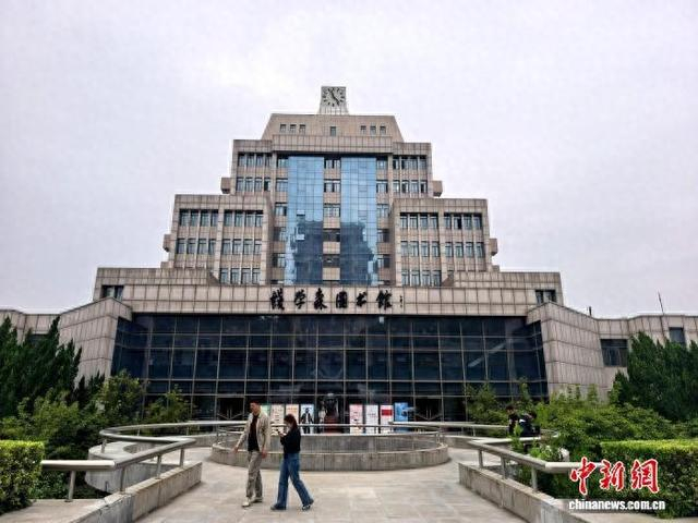 图为西安交通大学钱学森图书馆。梅镱泷 摄