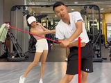 重心转移不要刻意移动身体，没有力量#高尔夫 #高尔夫教学 #高尔夫挥杆 #小白球 #一号木