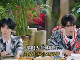 蒙眼大哥被群殴，最后却成全场战神